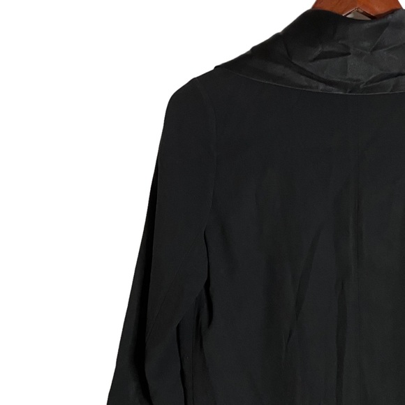 Wilfred Black Blazer Lined 3/4 Sleeves Folded Cuffs Silky Pockets Small - Picture 10 of 13